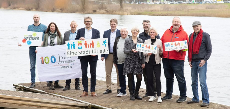 Die Organisatoren des großen Familienfestes an der Weser freuen sich am 20. August auf viele Familien