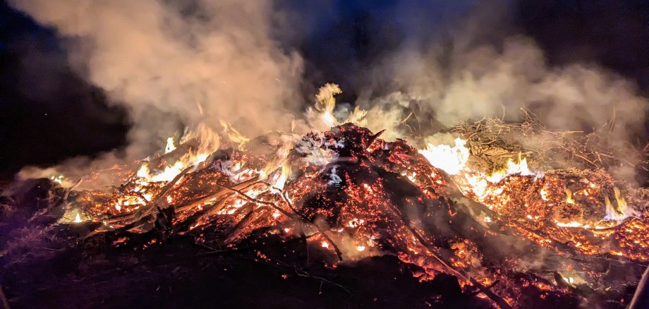 Osterfeuer in Minden